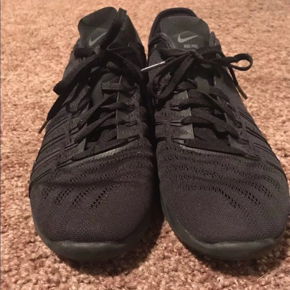 SOLD Nike all black sneakers